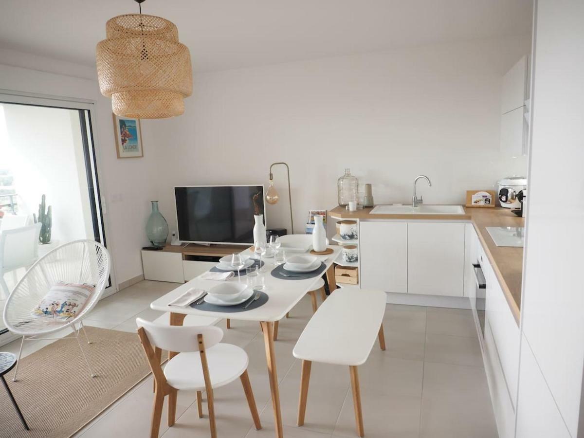 La Londe La Mer : Appartement Proche Plages & Vue Superbe Sur Les Iles D'Or Exteriör bild